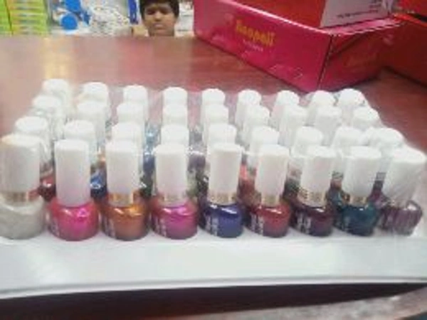 Dark Nail Polishes