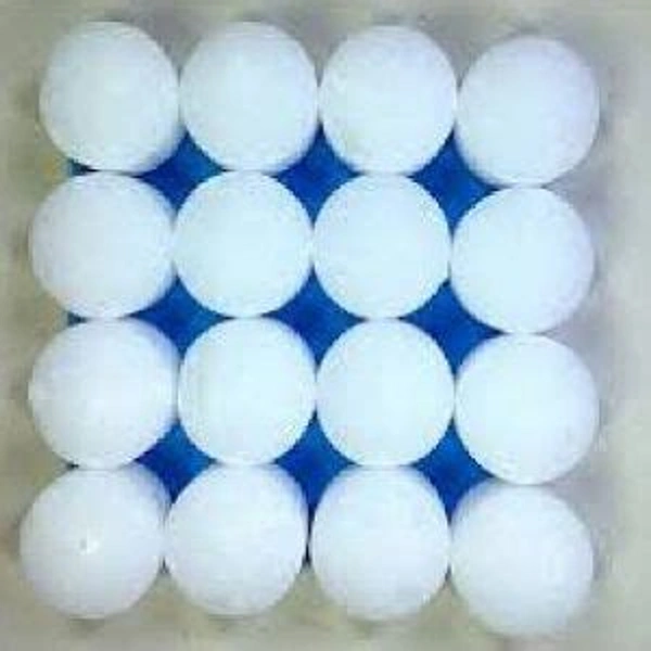 Small Napthalene Balls