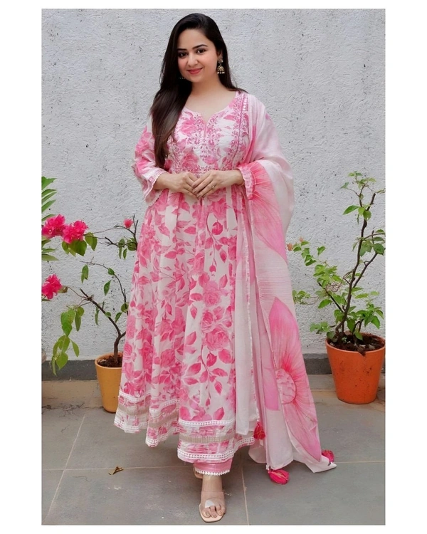 Reyon Printed Kurta Pant And Dupatta