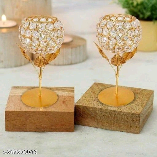 Amazing Candle Holders* PCENF5272 Material: GlassType: Candlestick HoldersProduct Breadth: 3 InchProduct Height: 6 InchProduct Length: 3 InchNet Quantity (N): 2Dispatch: 2 Days*Proof of Safe Delivery! Click to know on Safety Standards of Delivery Partners- https://ltl.sh/y_nZrAV3