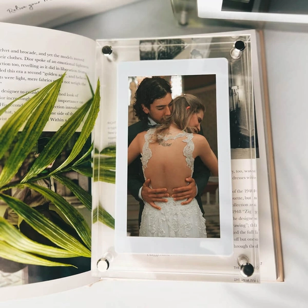 Digital Photo Frame