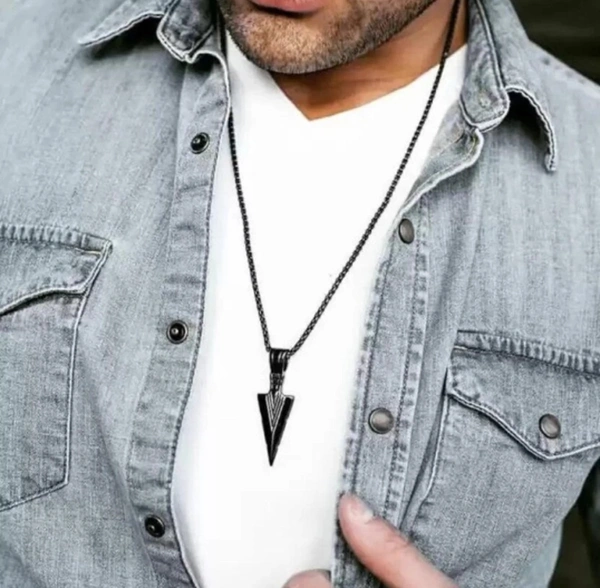 Zayraaa zayraa Stunning Trendy Black Arrow Pendant For Boys/Men| Stylish Pendant Rhodium Metallic 