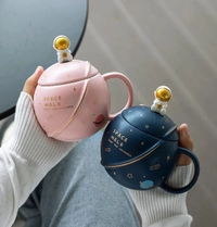 NYRWANA DELIVERING SMILES IN INIDA Coffee Mug, Mugs for Coffee, Ceramic Coffee Mug, Coffee Mug with Lid, Birthday Gift, Space Mug, 3D Creative Astronaut Planet Coffee Mug - 400ml (Dark Blue) - Bunting