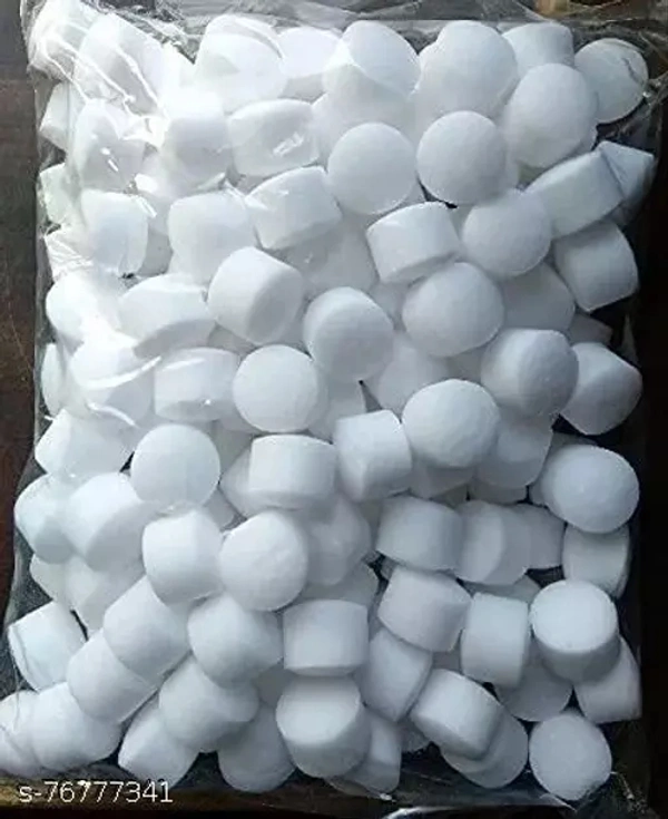 Beauteous Naphthalene Ball (Pack Of 30)