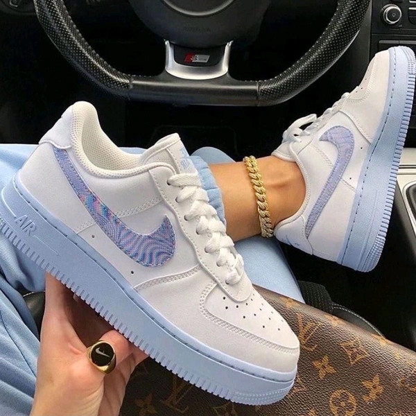NIKE AIRFORCE BE KIND & HYDROGEN