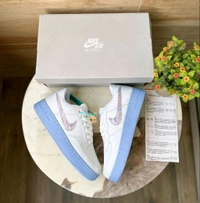 NIKE AIRFORCE BE KIND & HYDROGEN