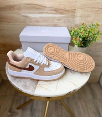 NIKE AIRFORCE VACHETTA