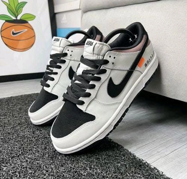 NIKE SB DUNK AE86