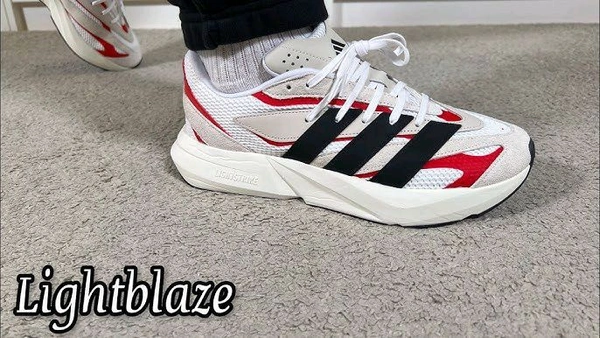 ADIDAS ORIGINALS LIGHTBLAZE - 44