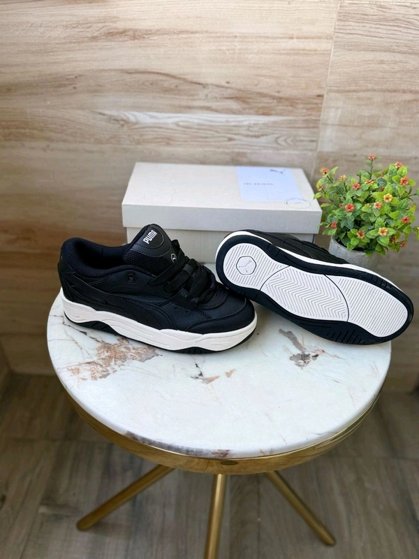 PUMA SUEDE 180 BLACK WHITE - 41