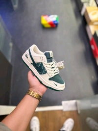 NIKE SB DUNK STUSSY WHITE DARK GREEN - 45, 8
