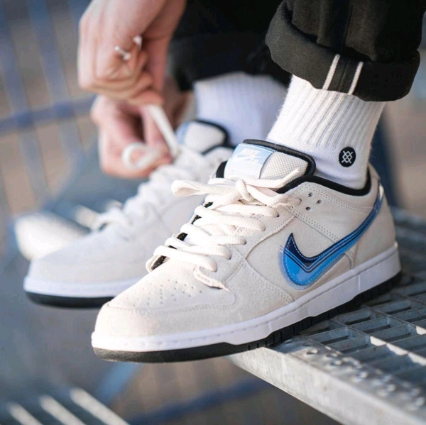 NIKE SB DUNK TRUCK IT - 45