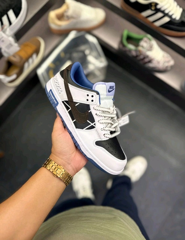 NIKE SB DUNK PANDAPRANK - 44