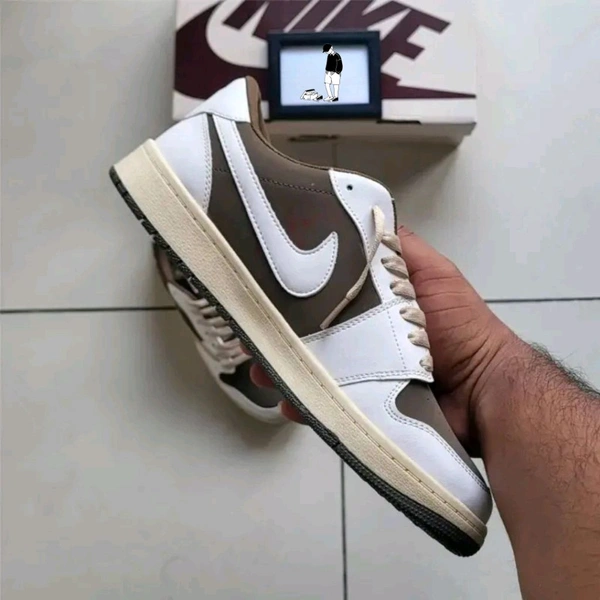 Premium Street Style Sneakers | Retro Low Top | Iconic Design | Men's Casual Footwear - UK 9