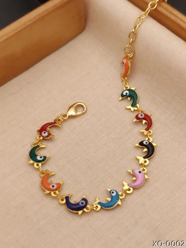 Vintage Daisy Chain Charm Bracelet - Colorful Crystal and Pearl Women's Bracelet for Wedding Parties and Fashion Accessories - Cute Dolphin Shape - Golden Plated Premium Jewelry - Creative Gift