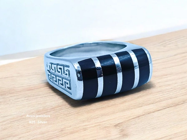 Silver Gents Plain Ring - 18, 9.12