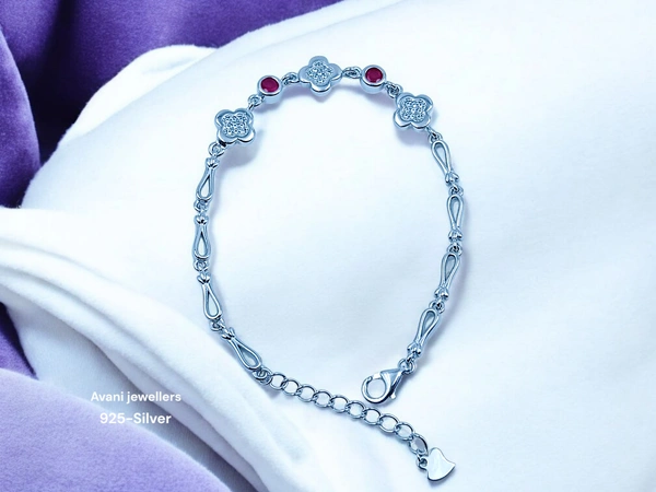 Silver Ladies Fancy Bracelet - 7.5 INCH