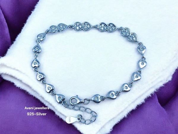 Silver Ladies Fancy Bracelet - 8 INCH, 7.71