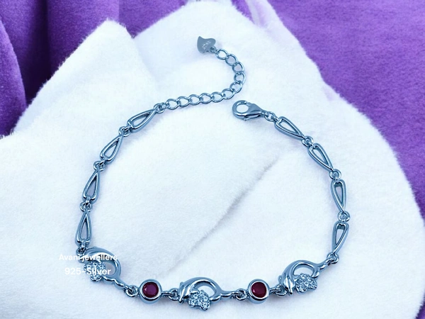 Silver Ladies Fancy Bracelet - 7.5 INCH, 6.77