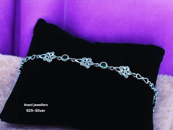 Silver Ladies Fancy Bracelet - GREEN, 7.5 INCH, 6.8