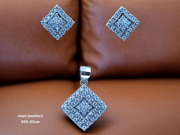 Silver Italian Fancy Pendant Set - 3.83