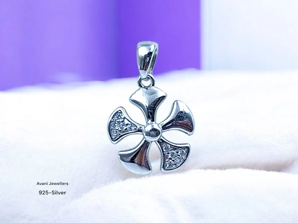 Silver Ladies Fancy Pendant - 1.2