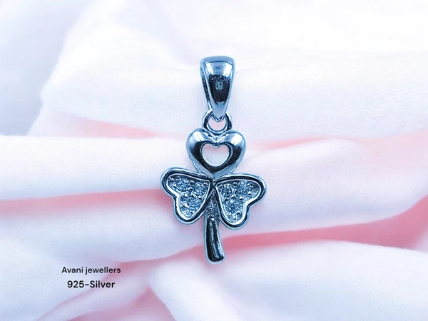 Silver Ladies Fancy Pendant - 1.16