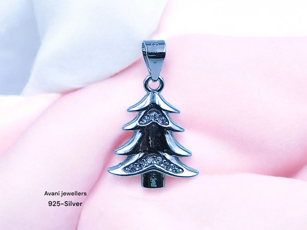 Silver Ladies Fancy Pendant - 1.37