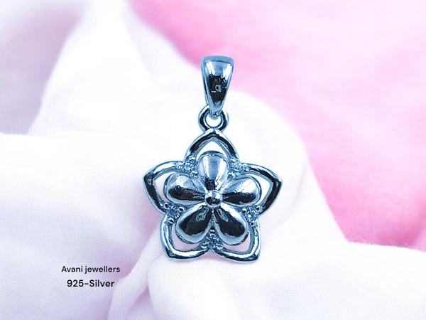 Silver Ladies Fancy Pendant - 1.28