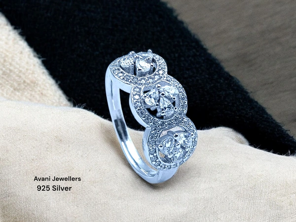 Silver Ladies Fancy Ring - 3.66, 17