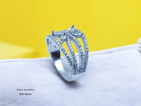Silver Ladies Fancy Ring - 3.88, 12