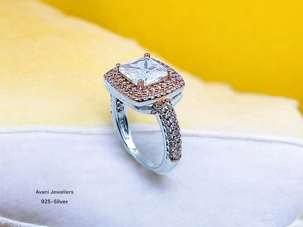 Silver Ladies Fancy Ring - 3.56, 9