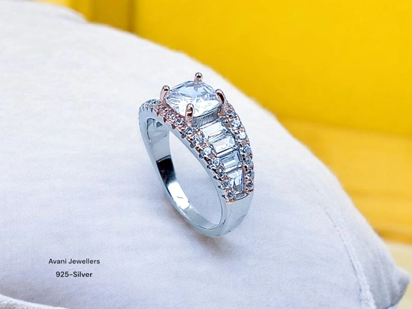 Silver Ladies Fancy Ring - 3.61, 9