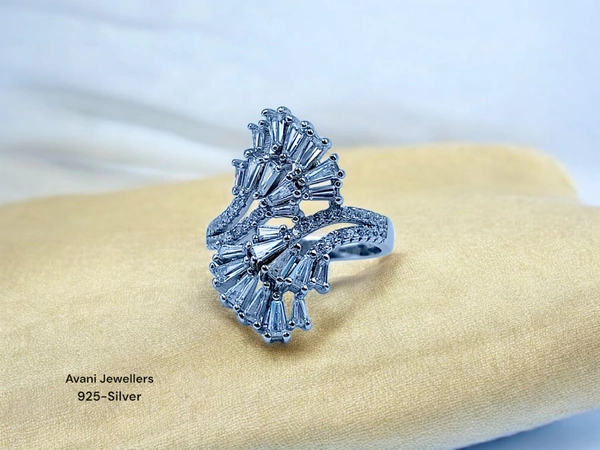 Silver Ladies Fancy Ring - 4.55, 14