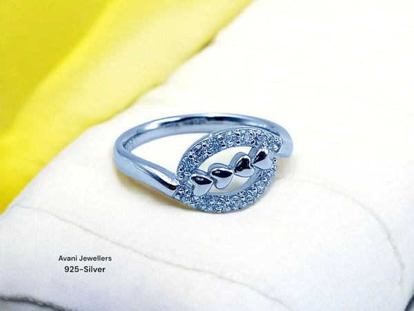 Silver Ladies Fancy Ring - 2.28, 11