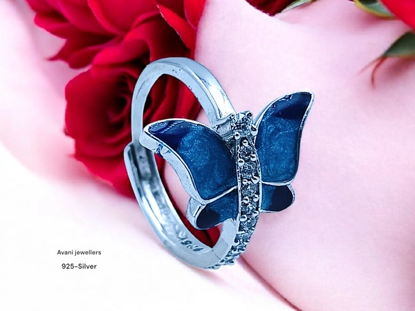 Silver Ladies Fancy Ring - 3.79, Adjustable