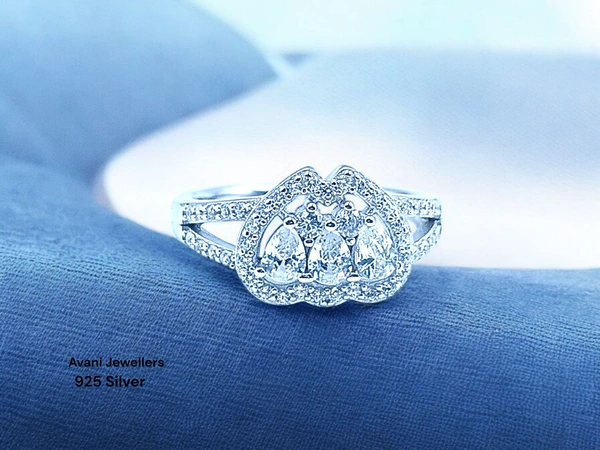 Silver Ladies Fancy Ring - 2.95, 11