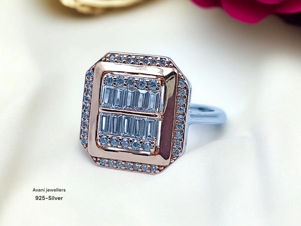 Silver Ladies Fancy Ring - 4.65, 18