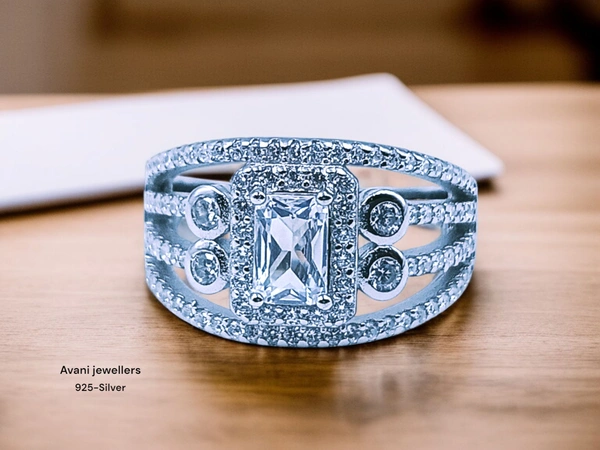 Silver Ladies Fancy Ring - 9, 4.26