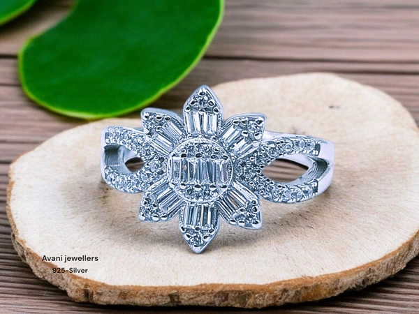 Silver Ladies Fancy Ring - 3.26, 11