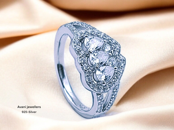 Silver Ladies Fancy Ring - 9, 2.85