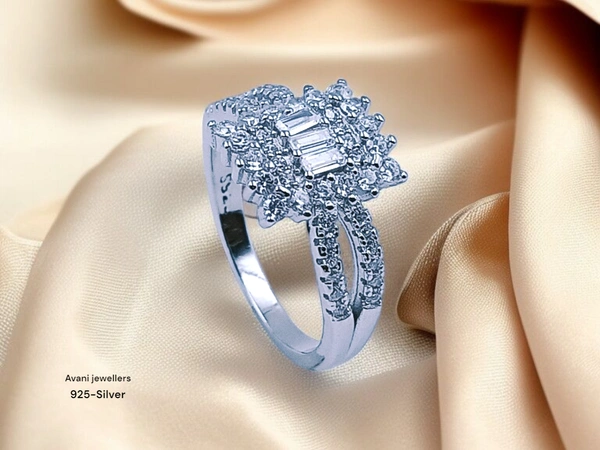 Silver Ladies Fancy Ring - 9, 2.9