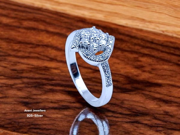 Silver Ladies Fancy Ring - 3.71, 18