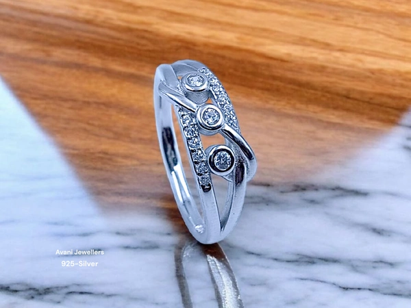 Silver Ladies Fancy Ring - 2.73, 13