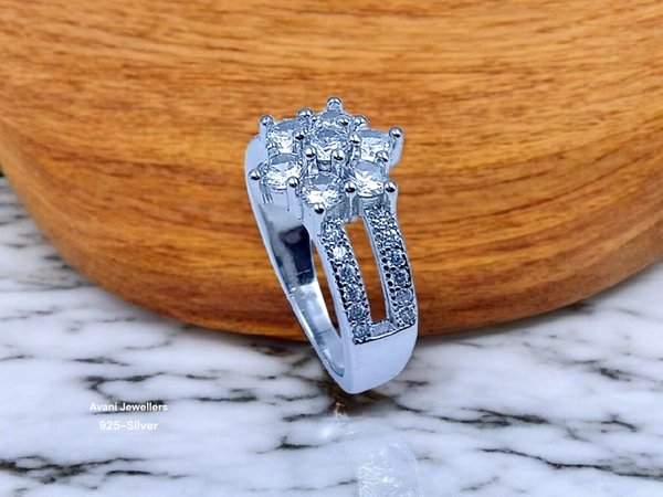 Silver Ladies Fancy Ring - 3.37, 9
