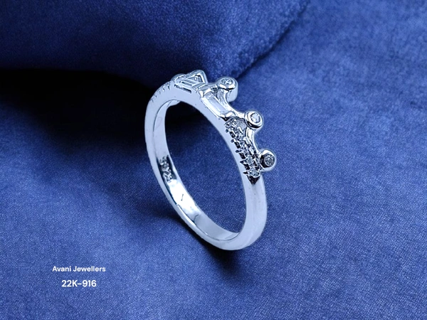 Silver Ladies Fancy Ring - 1.95, 9