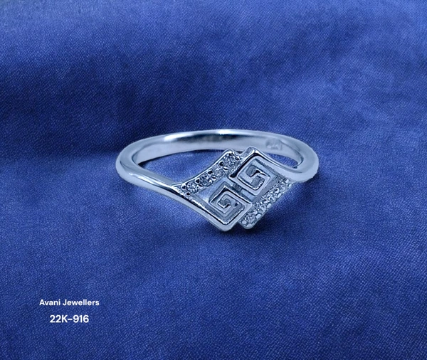 Silver Ladies Fancy Ring - 1.49, 9