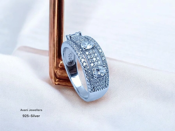 Silver Ladies Fancy Ring - 3.84, 13