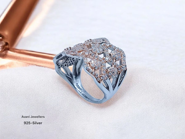 Silver Ladies Fancy Ring - 4.57, 12