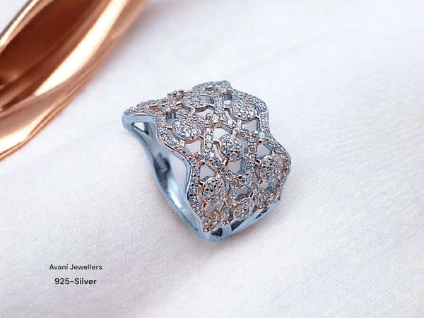 Silver Ladies Fancy Ring - 4.57, 12